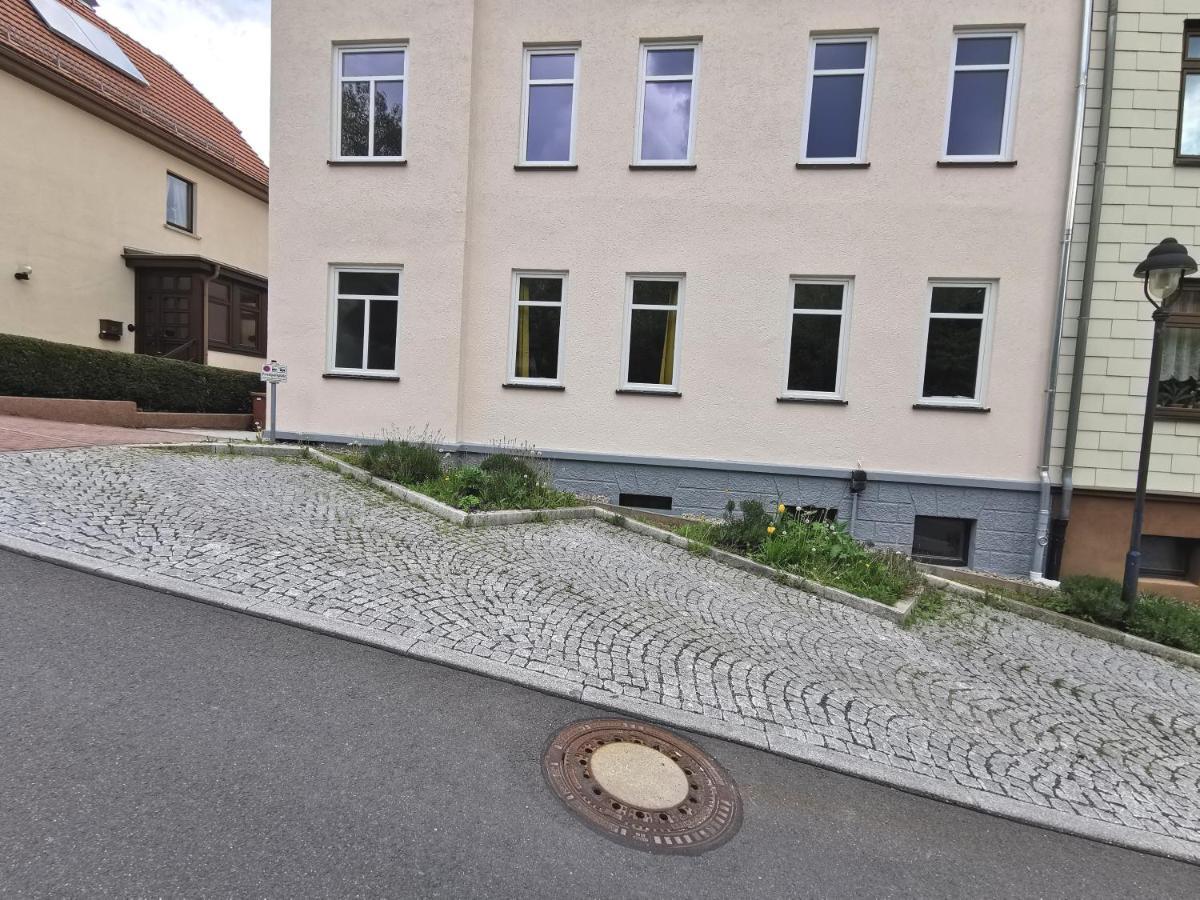 Bohnapartments - Stadtblick Zechenhaus - Balkon - Gratis Parkplatz - Wlan - Sehr Ruhig - Barrierearm 일메나우 외부 사진