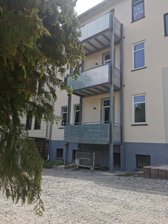 Bohnapartments - Stadtblick Zechenhaus - Balkon - Gratis Parkplatz - Wlan - Sehr Ruhig - Barrierearm 일메나우 외부 사진