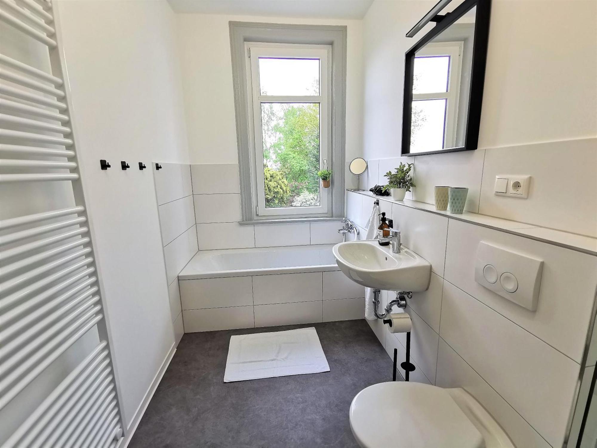 Bohnapartments - Stadtblick Zechenhaus - Balkon - Gratis Parkplatz - Wlan - Sehr Ruhig - Barrierearm 일메나우 외부 사진
